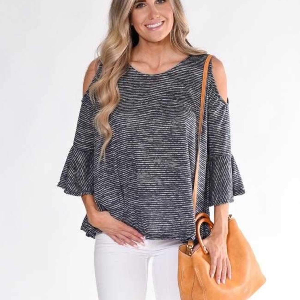 Hacci Stripe Cold Shoulder - Picture 2 of 3